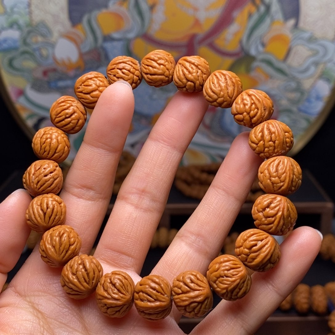 手串桃核1.4尺寸凤羽金蟾