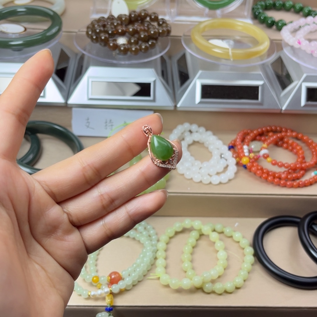 和田玉银S925镀金镶嵌颈饰