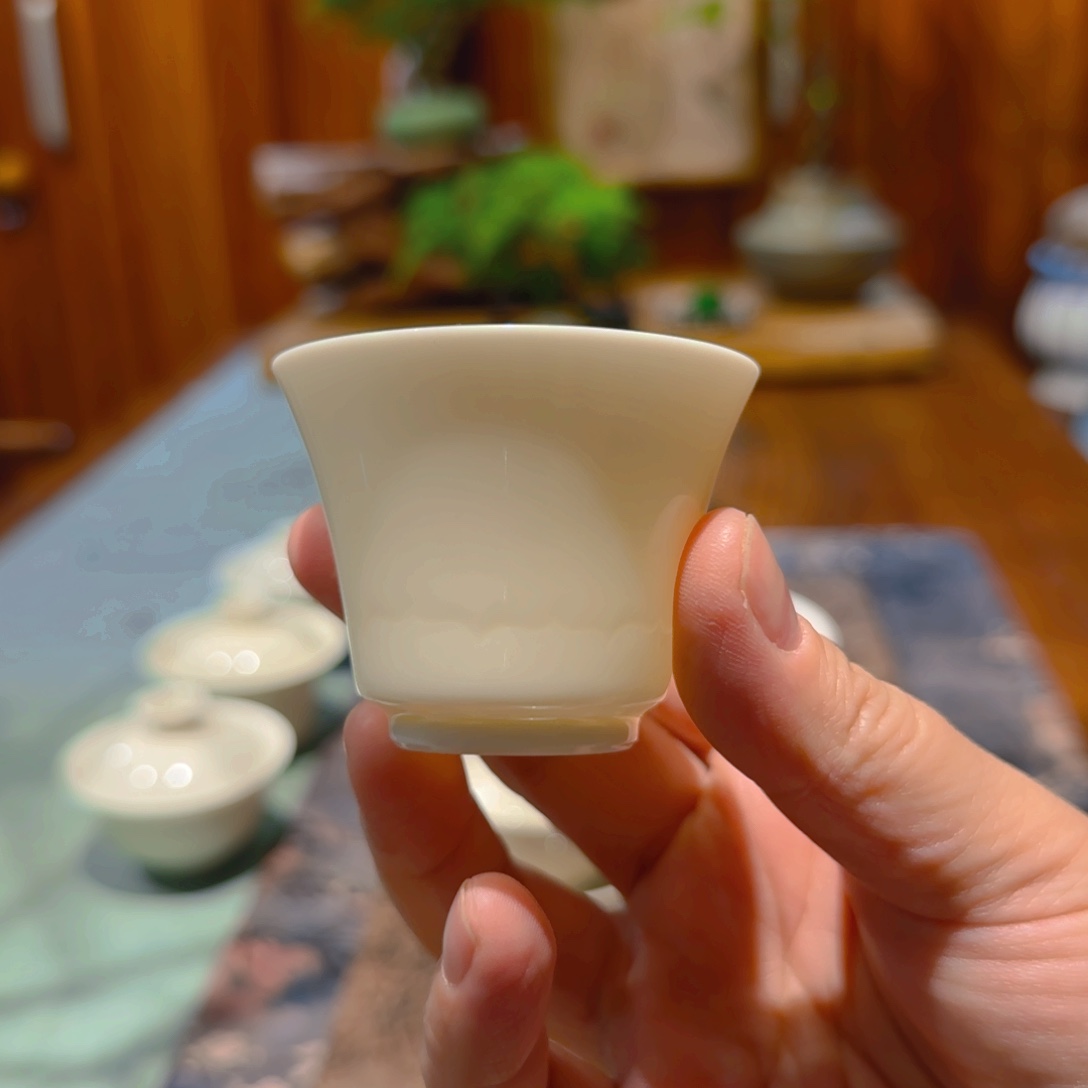微澜定瓷 手工薄胎小马蹄杯50cc