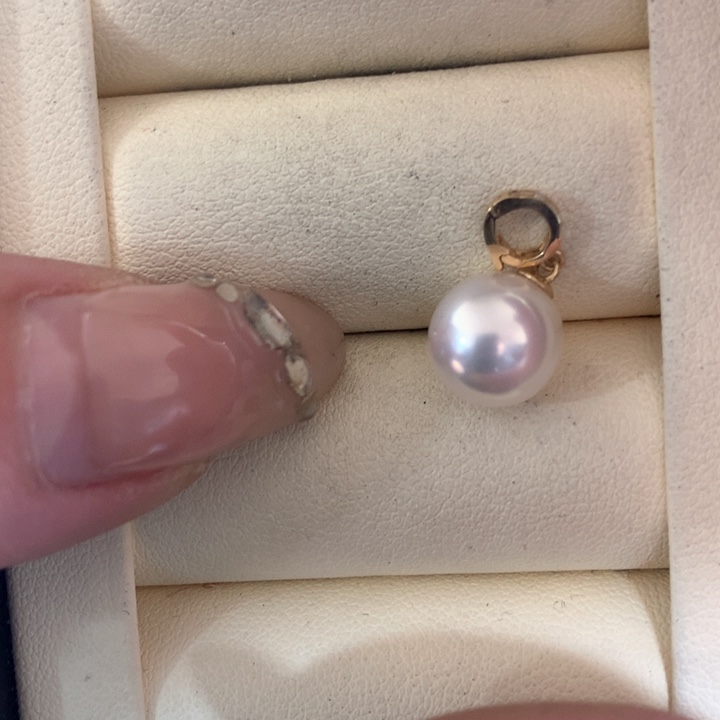 颈饰18K金镶嵌海水珍珠