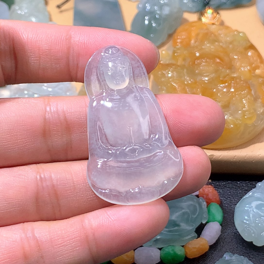 颈饰未镶嵌翡翠挂件