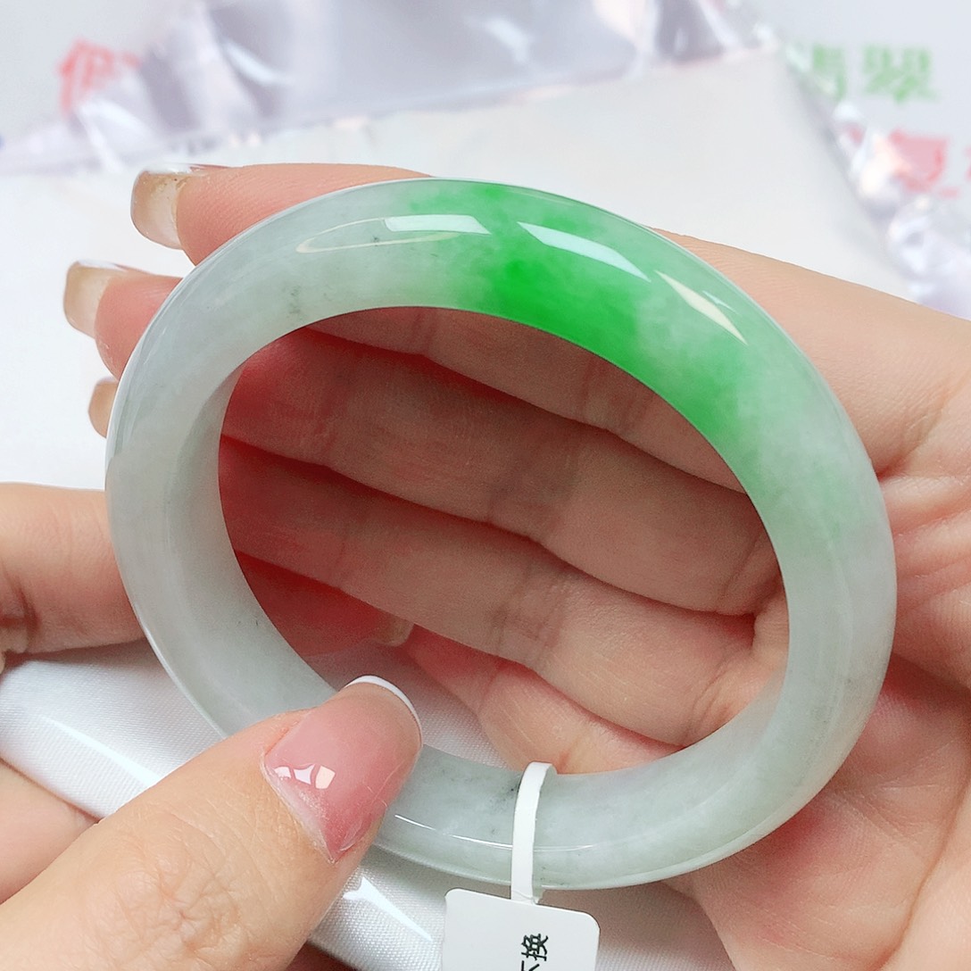 未镶嵌手镯翡翠抖音092