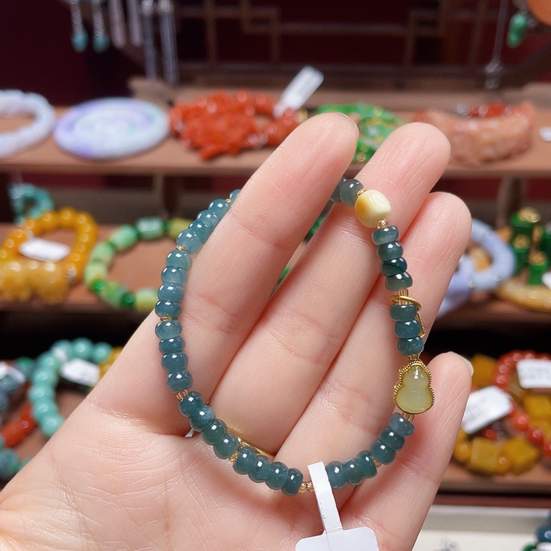 翡翠未镶嵌手链饰品