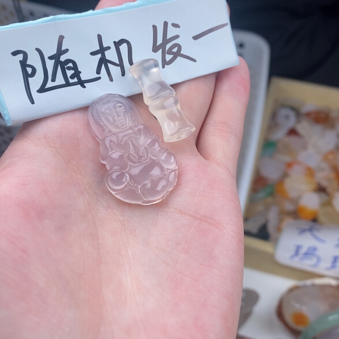 玛瑙/玉髓未镶嵌颈饰