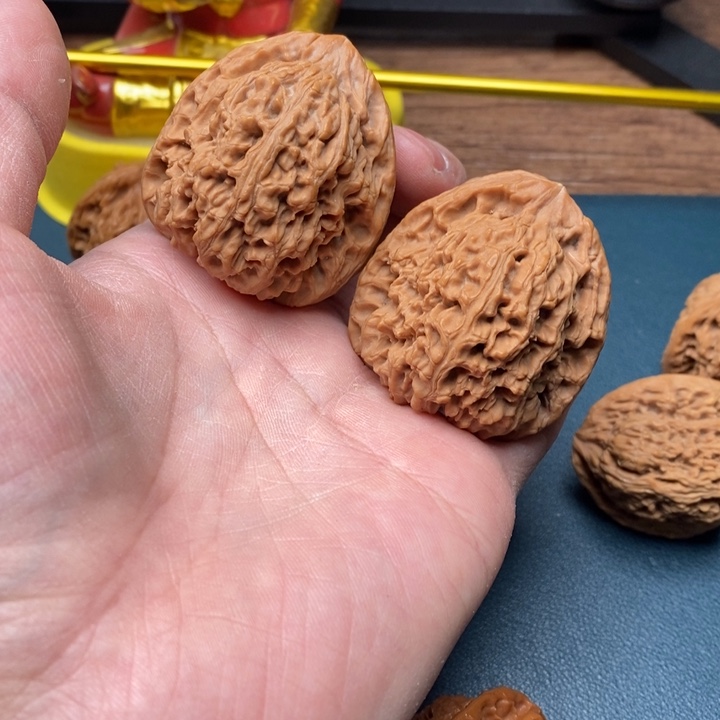 吊坠文玩核桃43高炮南疆石