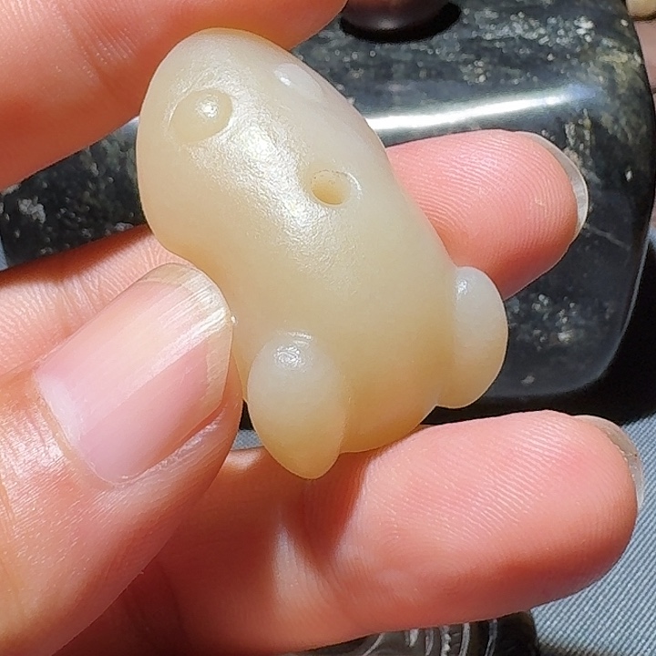 -***-和田玉（糖玉）未镶嵌颈饰