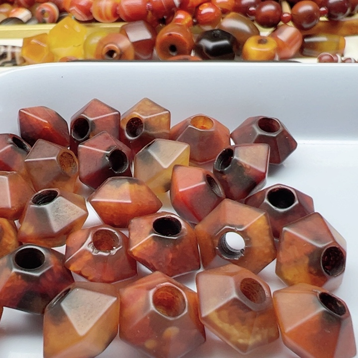 只***非玛瑙/玉髓手链未镶嵌