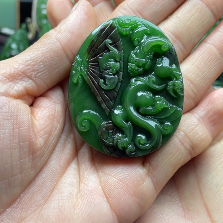 和田玉（碧玉）未镶嵌颈饰