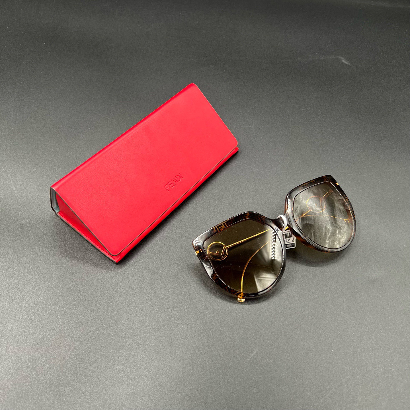 99新 FENDI/芬迪 jp 琥珀FF太阳镜 05522