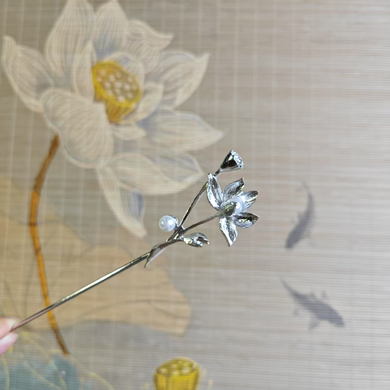 炑歌J445简约银色荷花18公分发簪