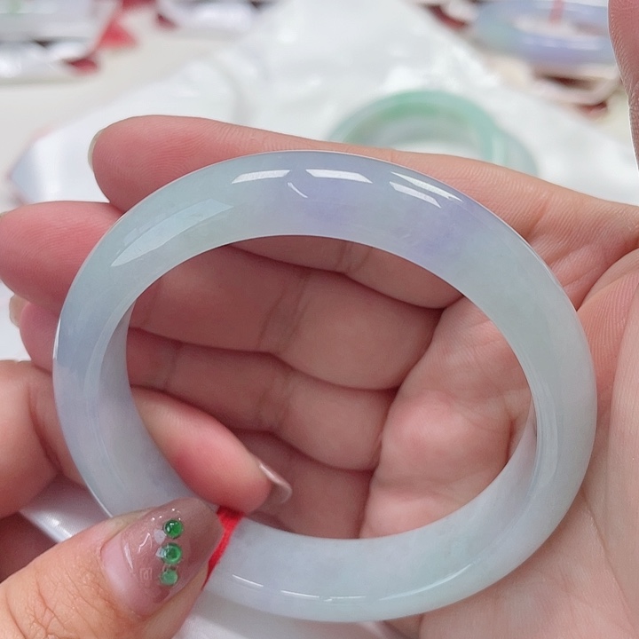 翡翠手镯未镶嵌缅甸翡翠手镯59圈