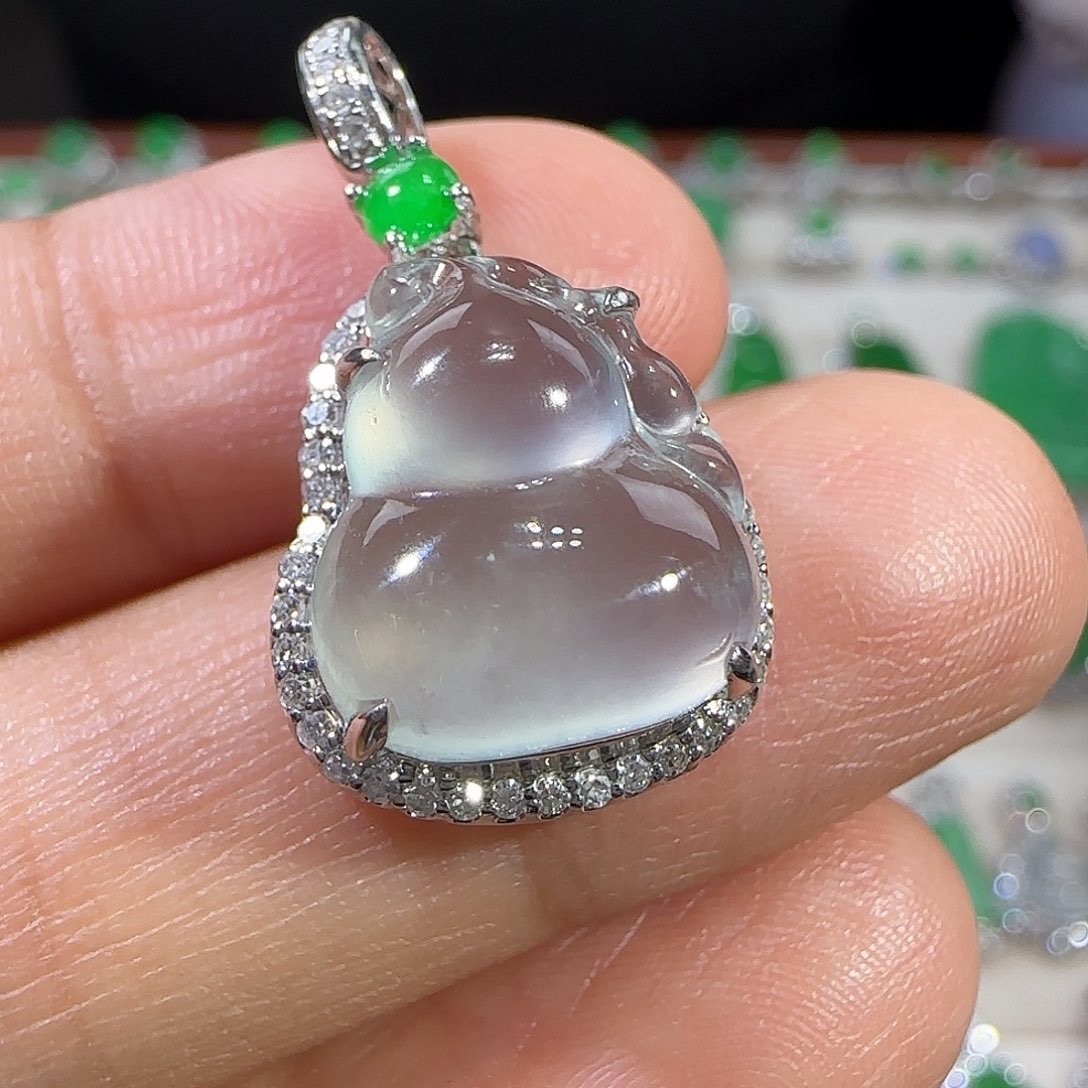 翡翠吊坠(不含链)18K金镶嵌