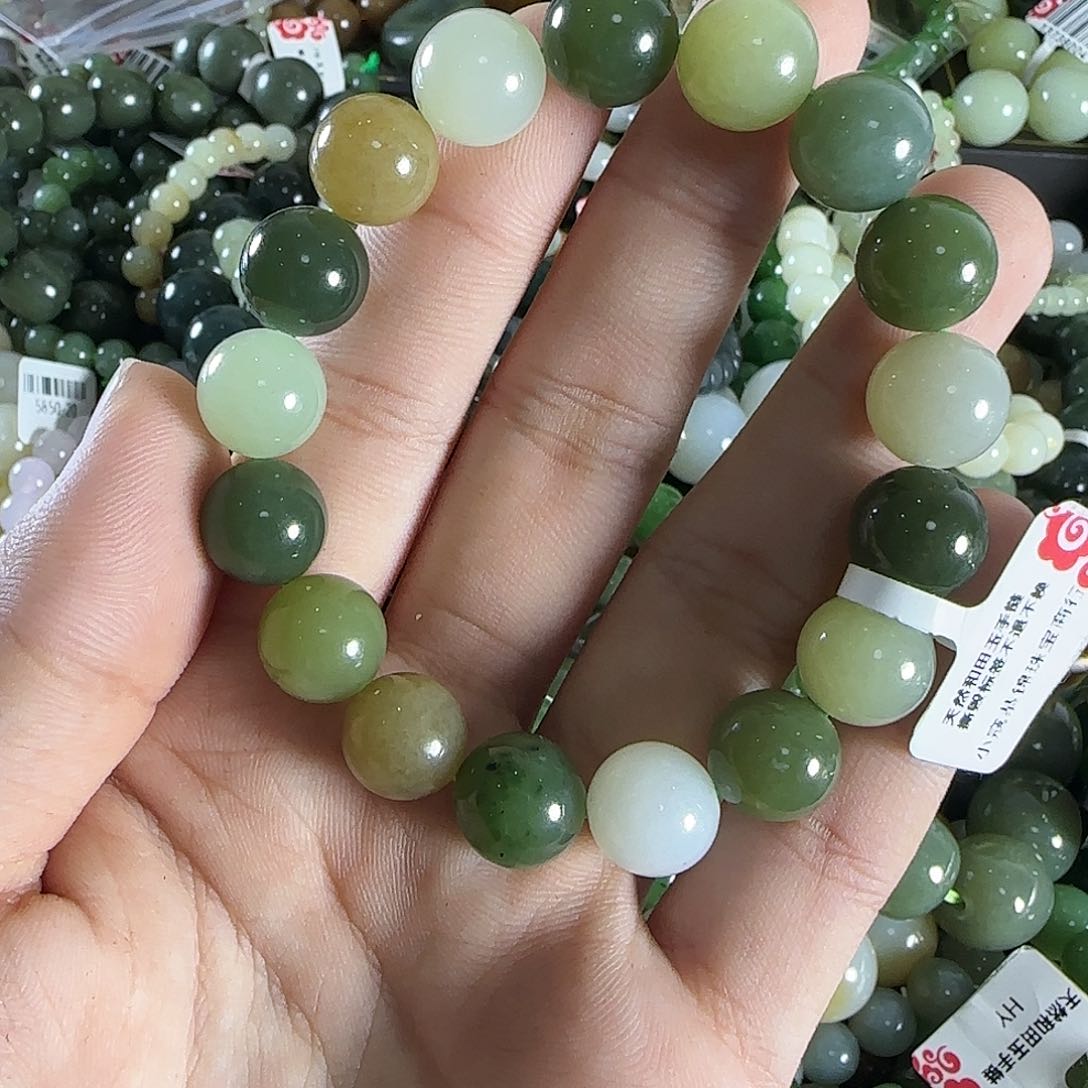 和田玉手链未镶嵌126