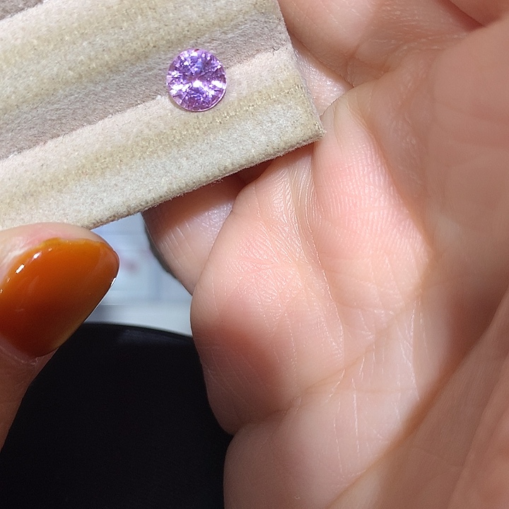 蓝宝石裸石1.035ct粉蓝宝