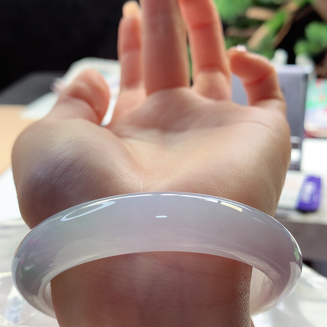 翡翠手镯未镶嵌天然翡翠57-58粉春彩o毛孔o颗粒