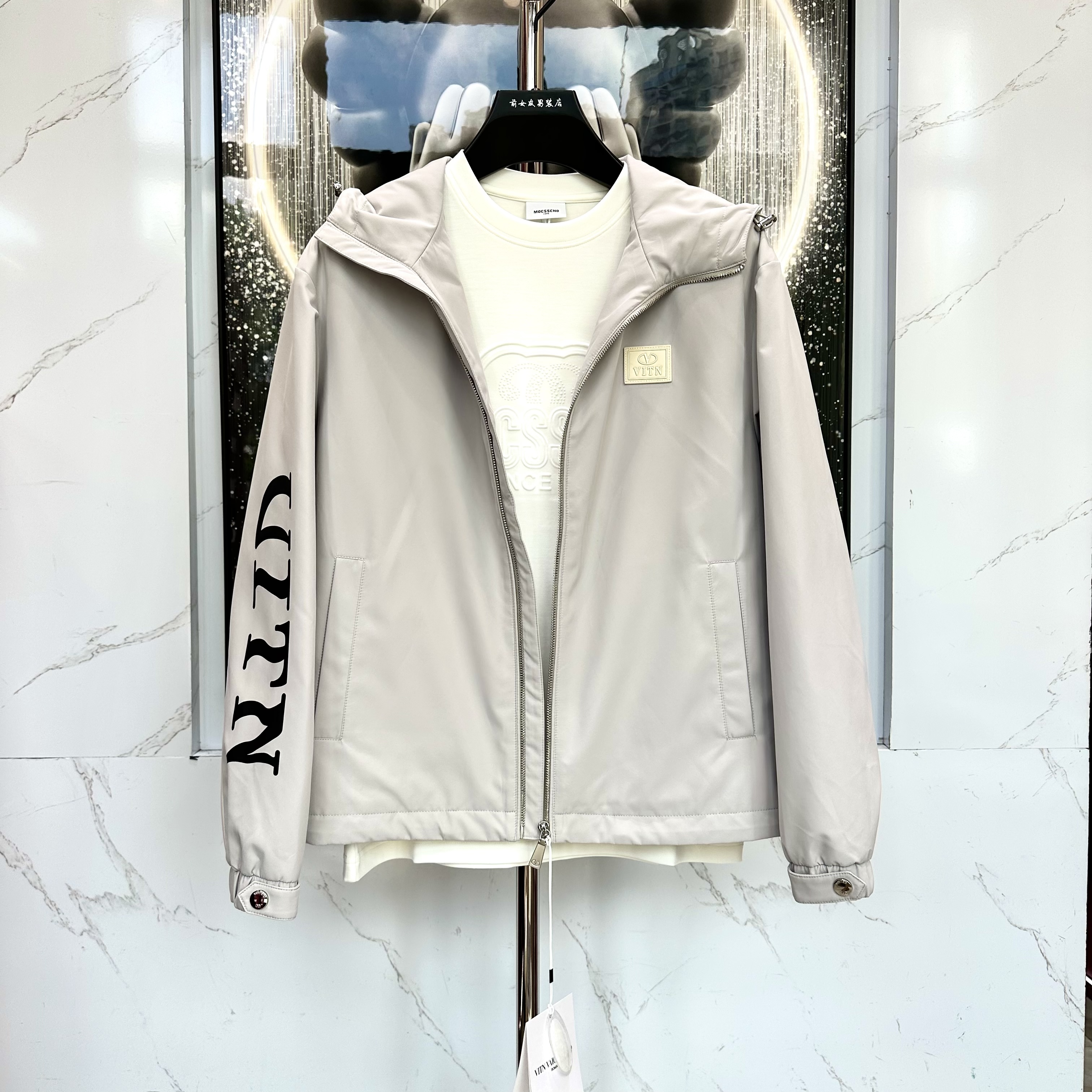 阔【华伦奴克羽绒服】冬季新款潮流休闲男轻薄羽绒时尚轻奢连帽5012