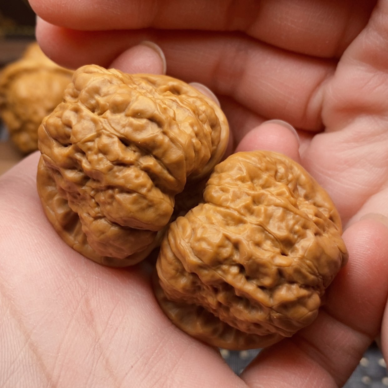 【闪购商品】文玩核桃把件边37左右