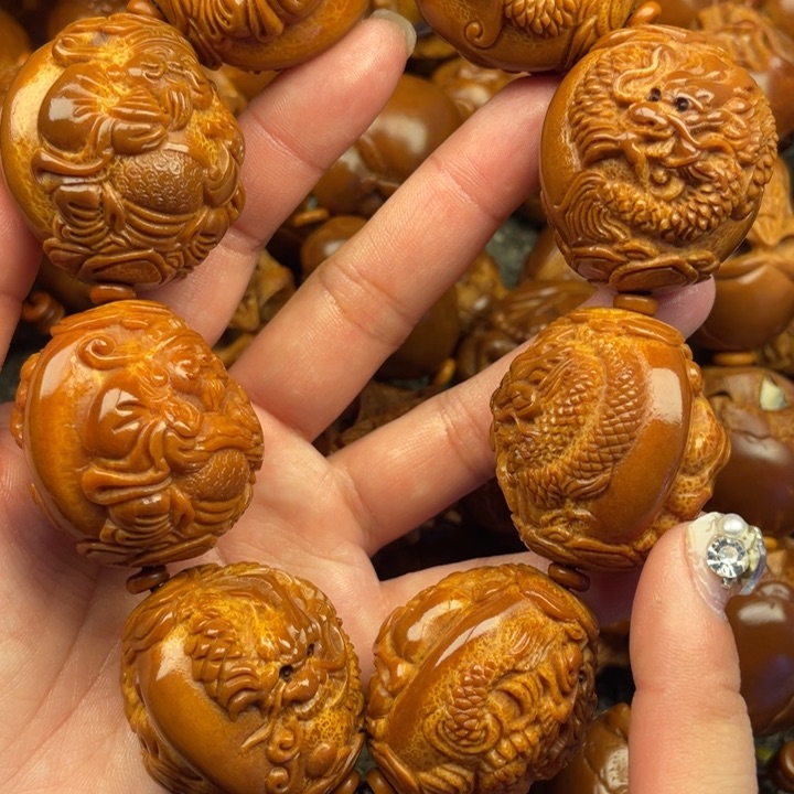 橄榄核吊坠开****天橄榄核