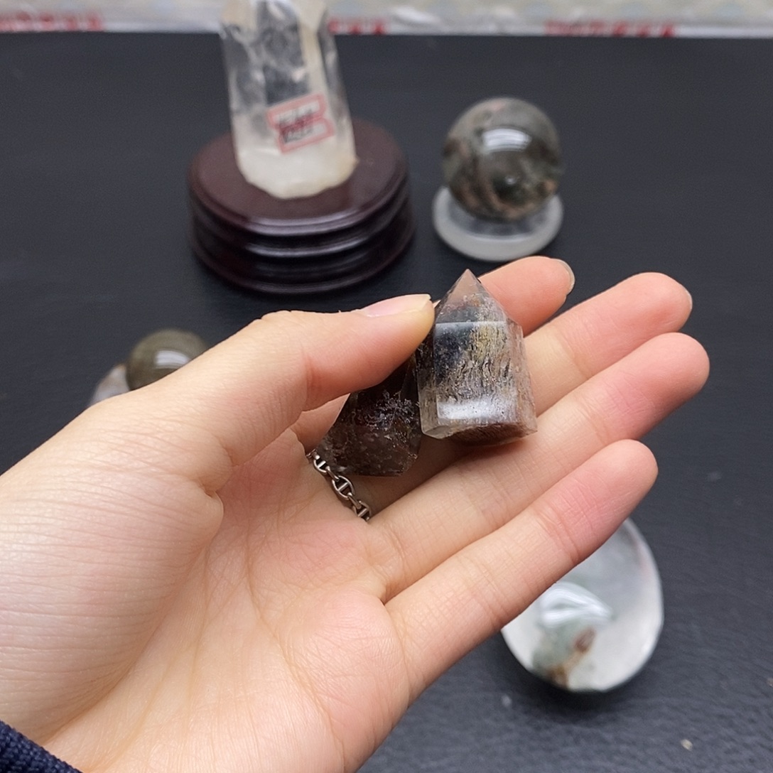 水晶未镶嵌珠宝半成品111水晶石