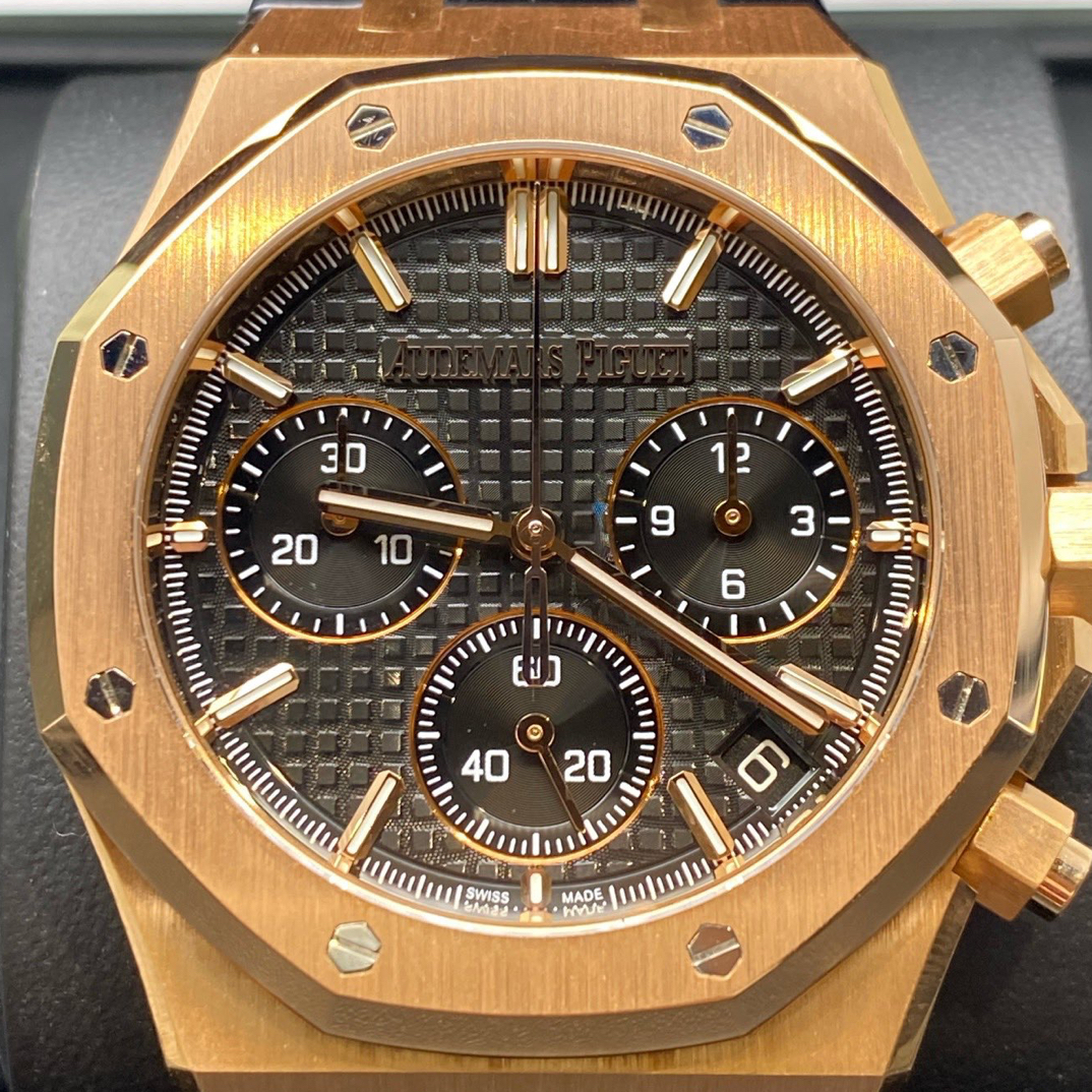 99新 Audemars Piguet/爱彼 爱彼/26240or黑皮/23年二手