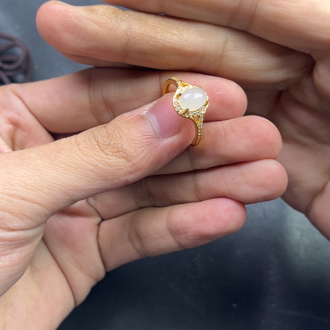 和田玉颈饰银S925镶嵌多样性野牛沟羊脂玉戒指