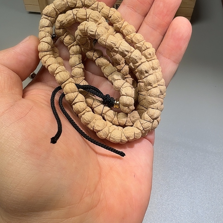 文玩核桃吊坠百香大肠