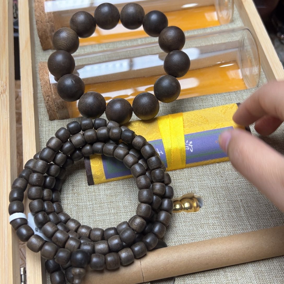 滴血莲花菩提吊坠