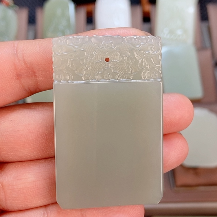 【闪购商品】和田玉颈饰未镶嵌