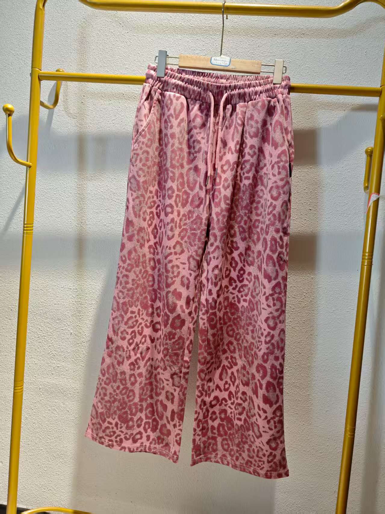 7仓F4-4-1522款  粉色豹纹高腰直筒阔腿长102