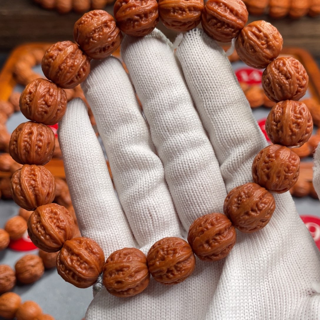 沉***默文玩核桃手串粗筋1.5