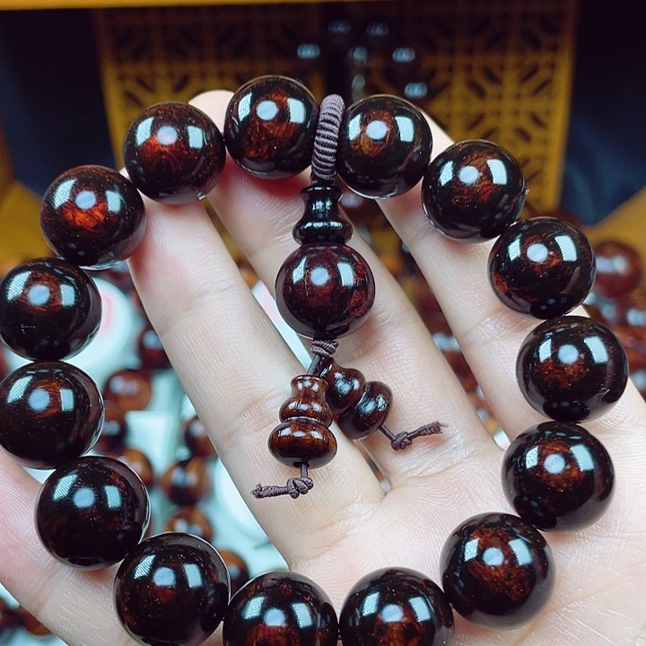 黄花梨/降香黄檀天*黄花梨1.5留疤天眼