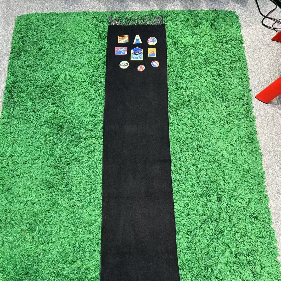 未使用 LouisVuitton/路易威登 阿尔卑斯雪山流苏羊绒围巾