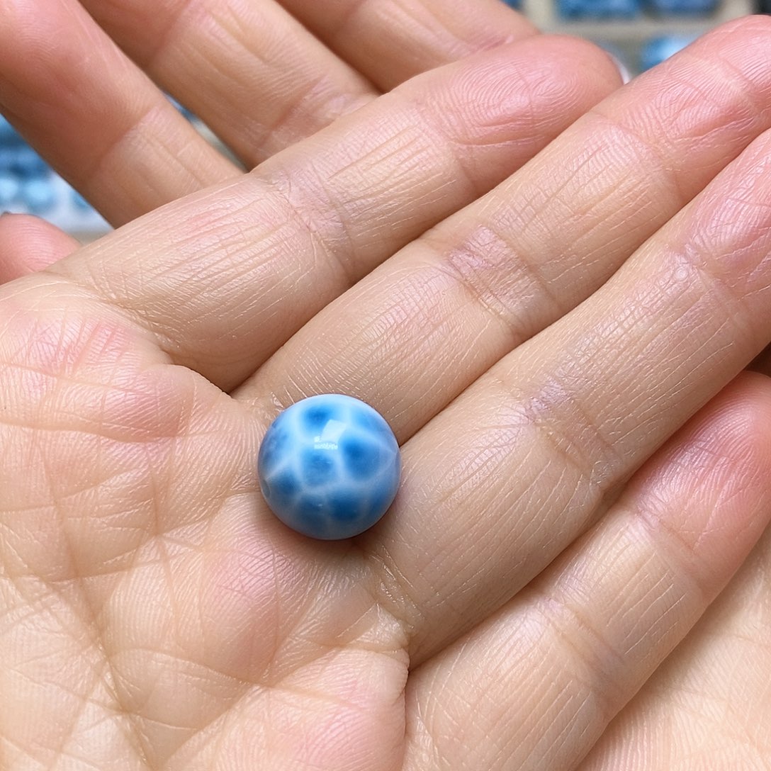 性***龙针钠钙石（海纹石）未镶嵌颈饰