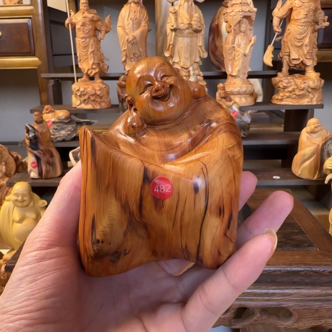 崖柏小木匠艺雕一物一拍