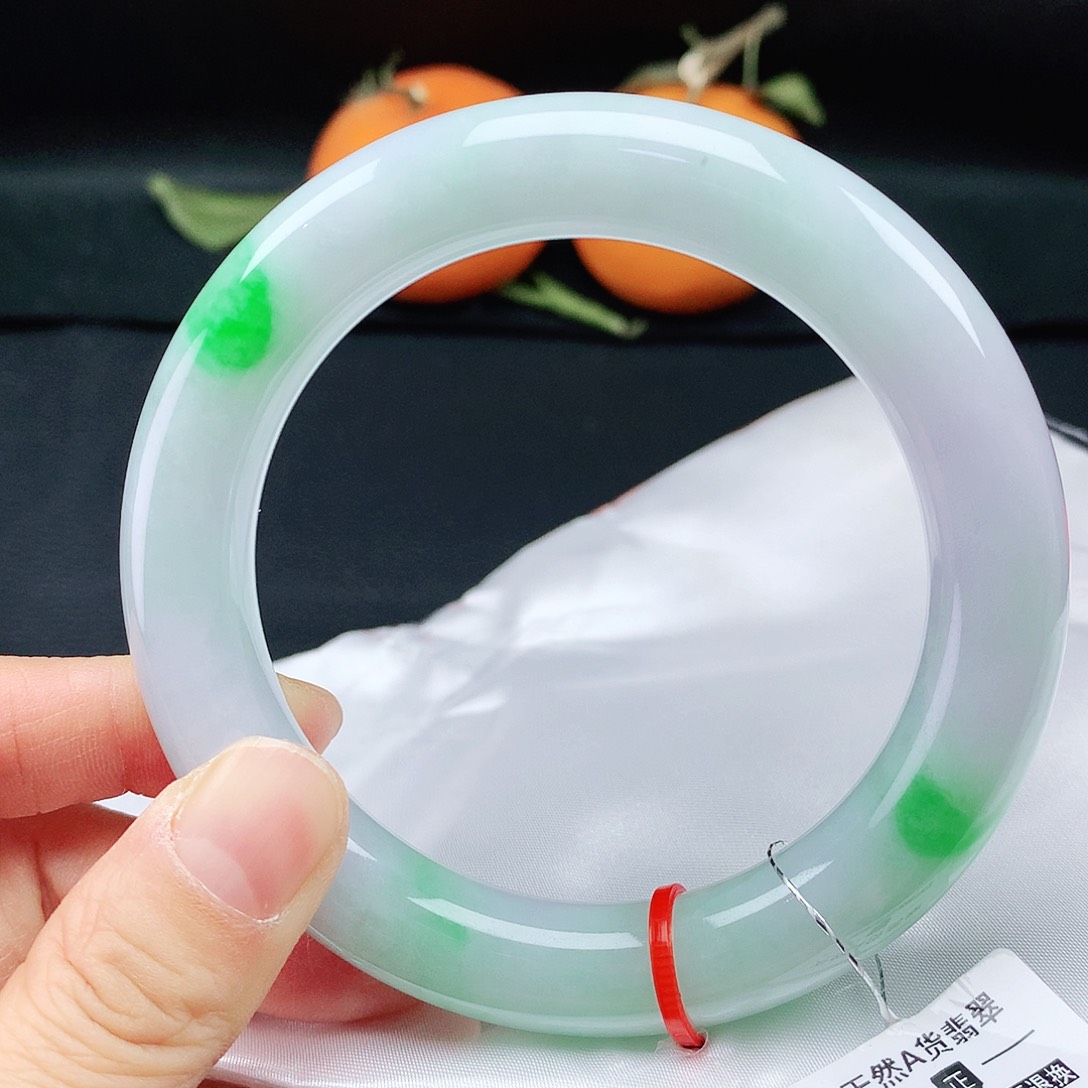 翡翠手镯未镶嵌60胖