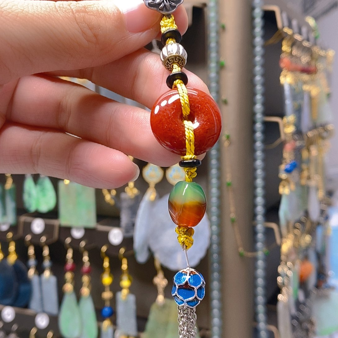 未镶嵌翡翠耳饰翡翠