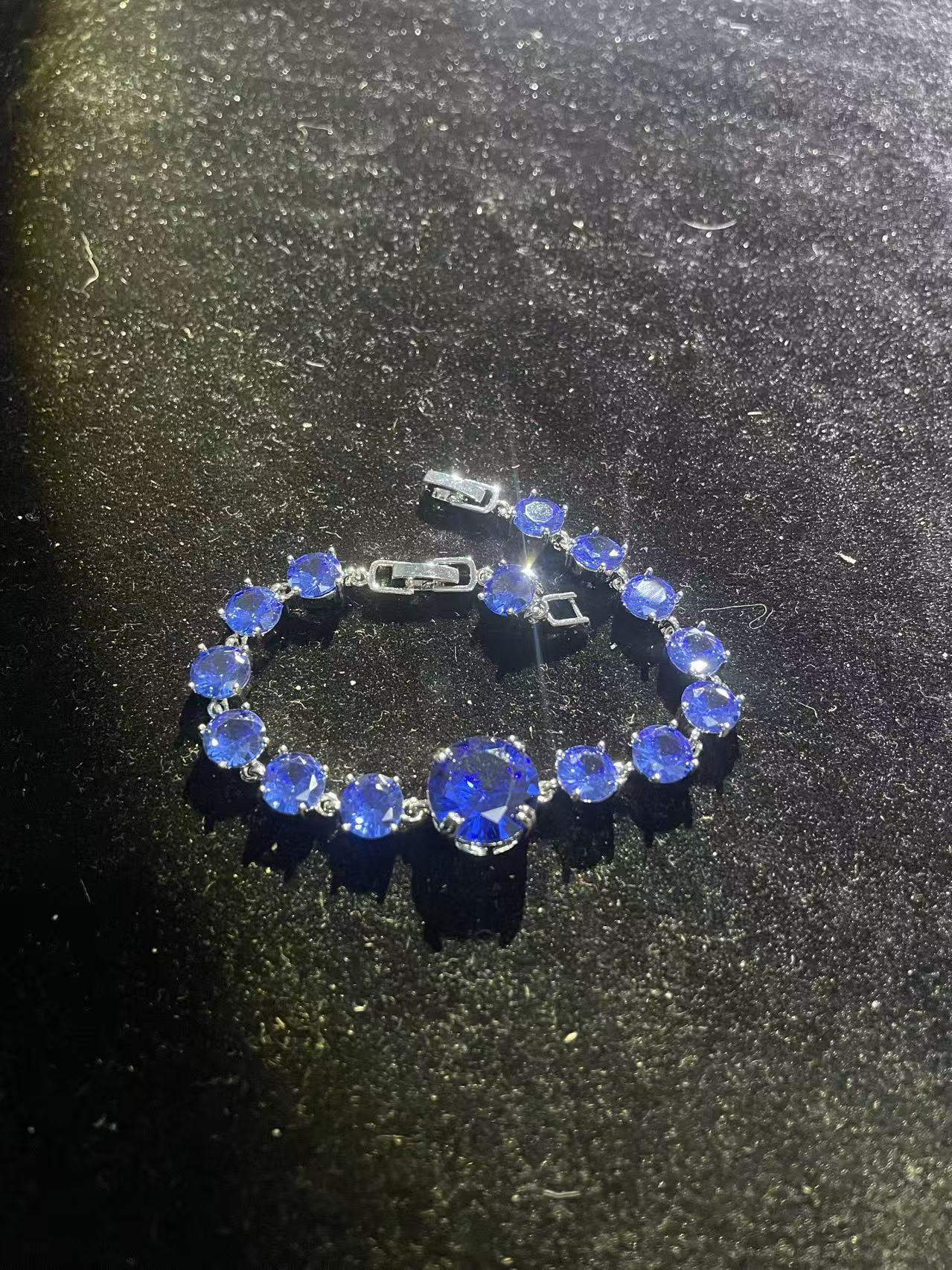 手链H007时尚百搭女士经典大气款