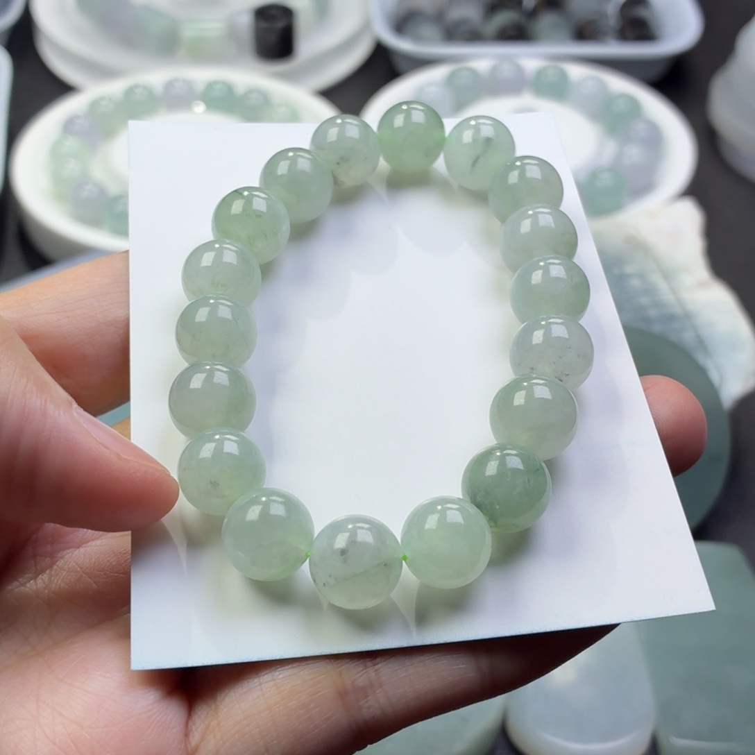 翡翠未镶嵌手链18颗卡10手串