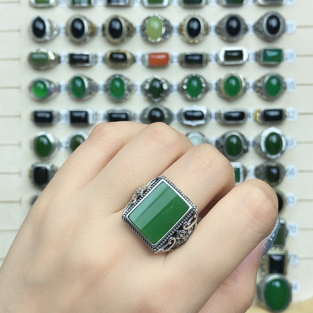 银S925镶嵌戒指和田玉