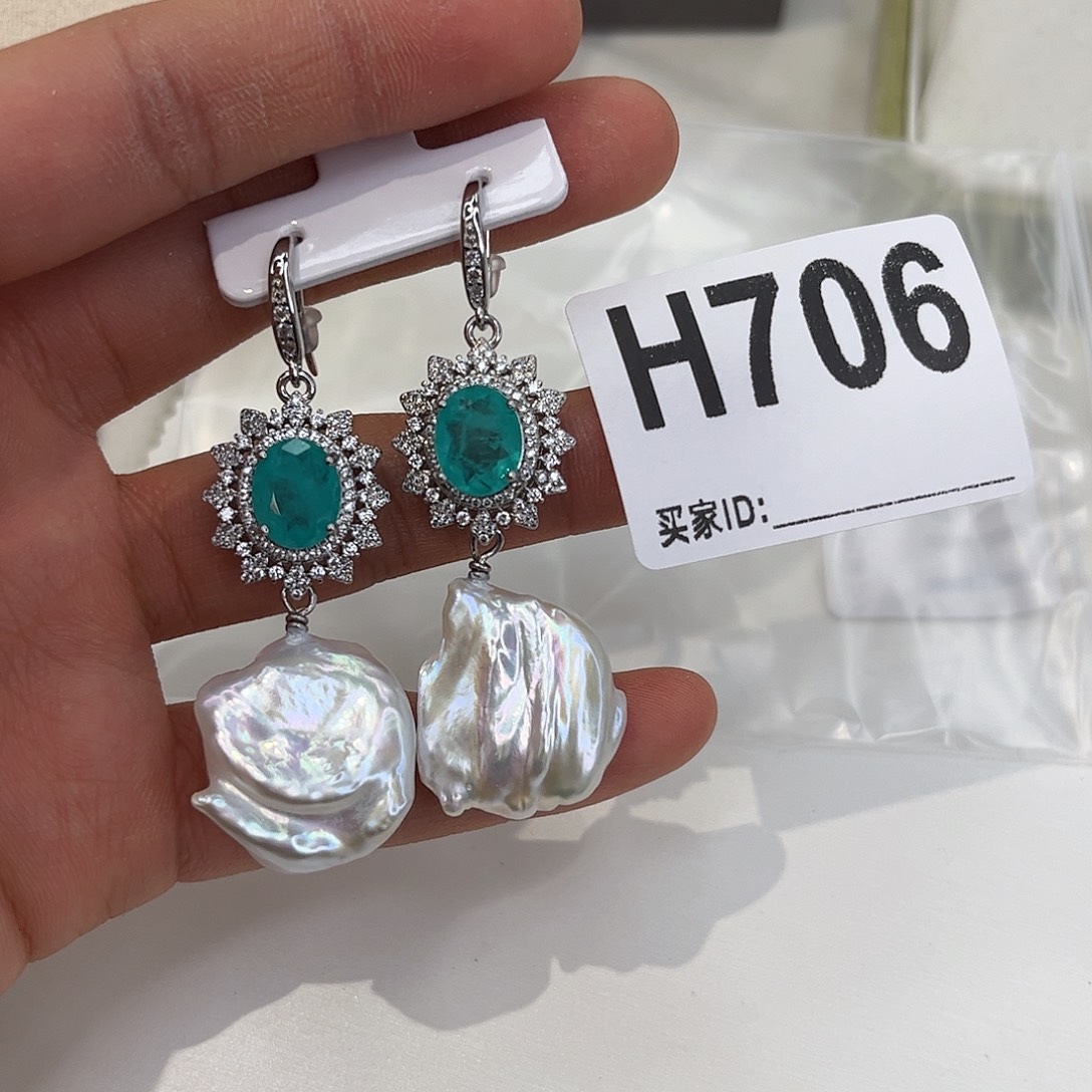 淡水珍珠合金耳饰