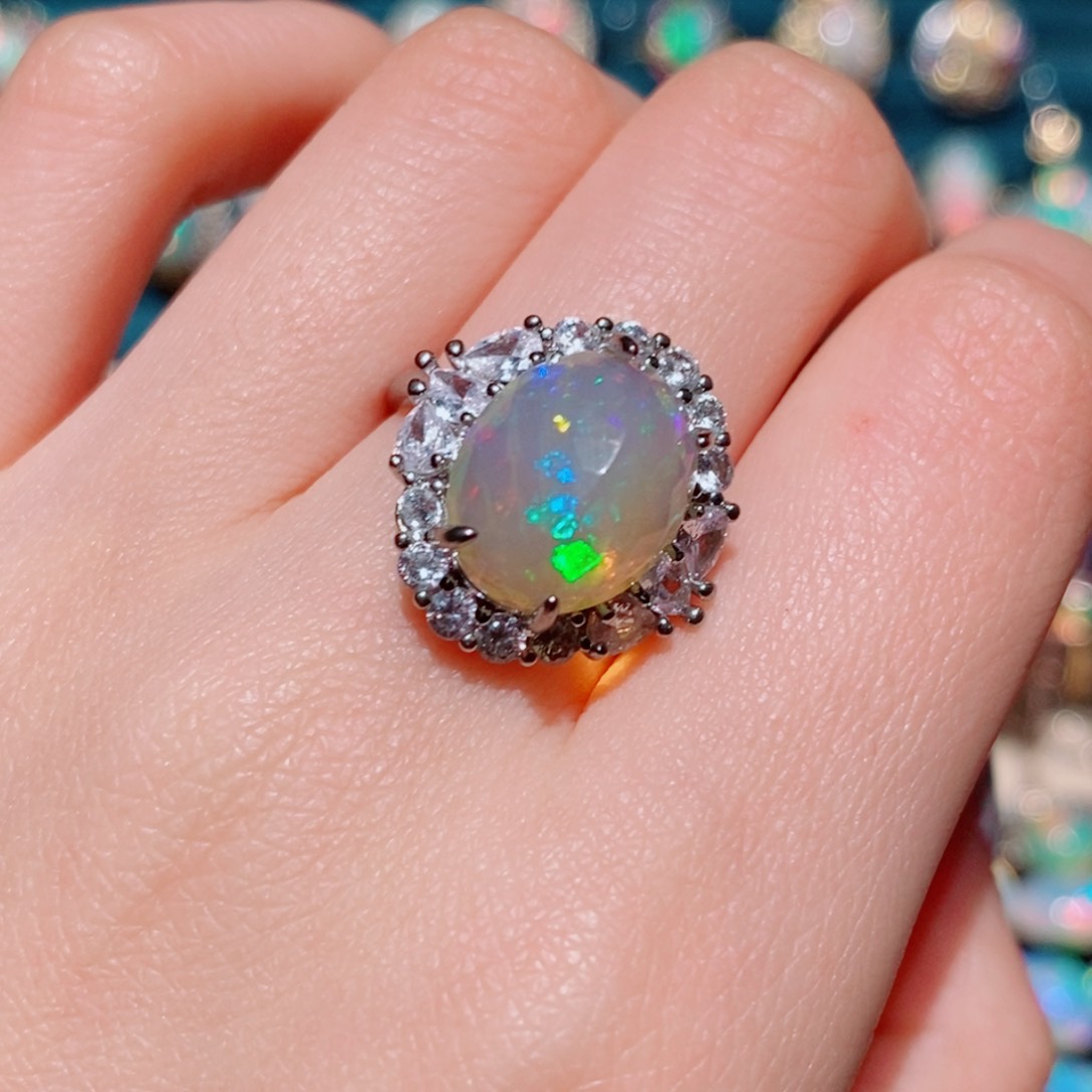 欧泊欧泊戒指银S925镶嵌