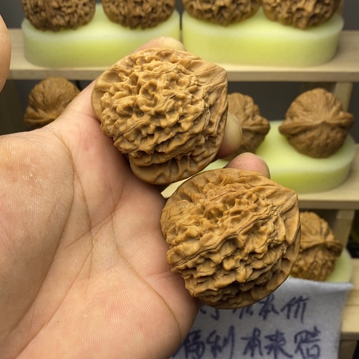 文玩核桃吊坠49全品大官帽福利