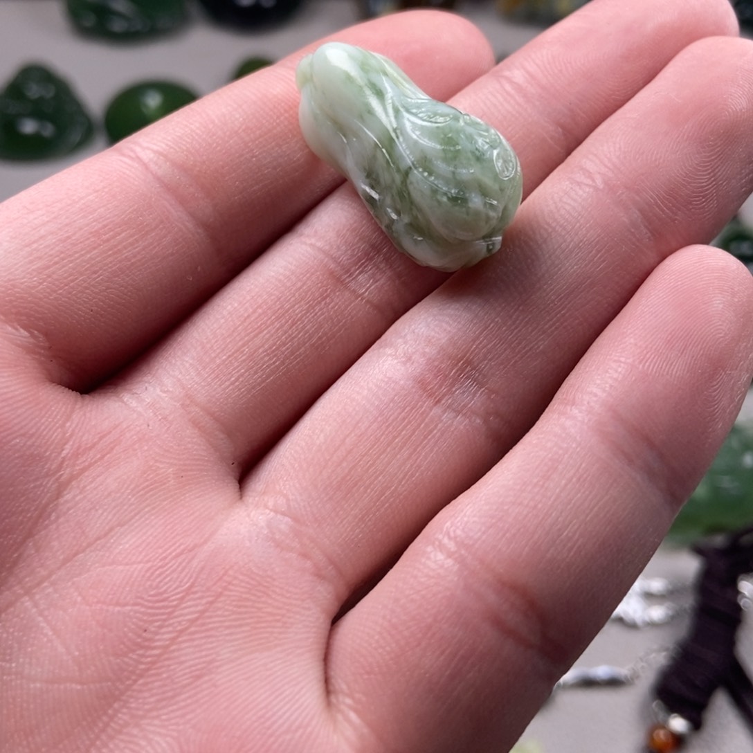 【闪购商品】蛇纹石玉岫玉未镶嵌