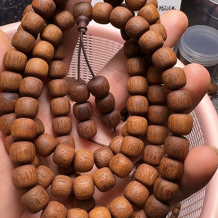 藤类降真香绿油牛肉干1.0/108老型精品超一档