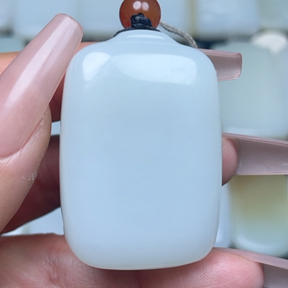 【闪购商品】颈饰未镶嵌和田玉