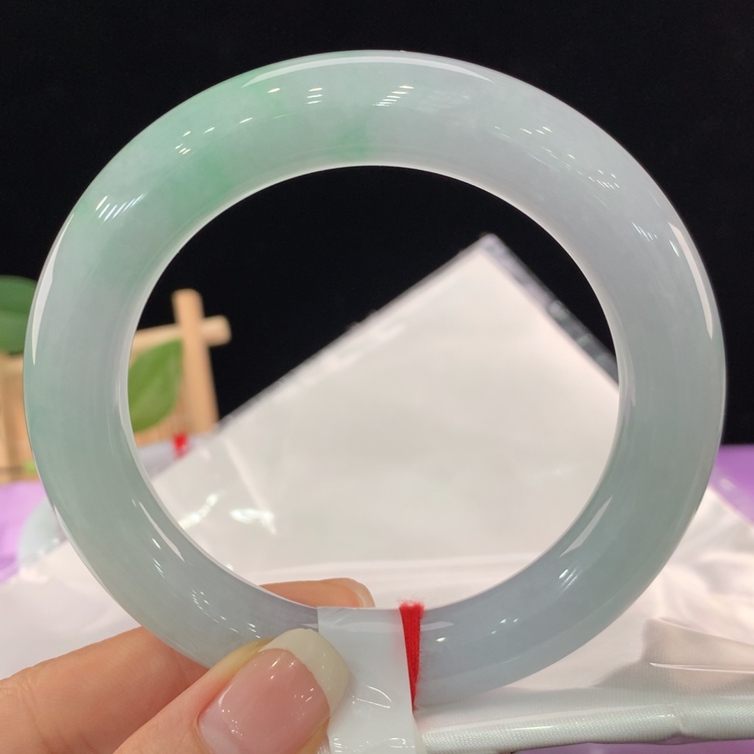 翡翠手镯未镶嵌111-2244