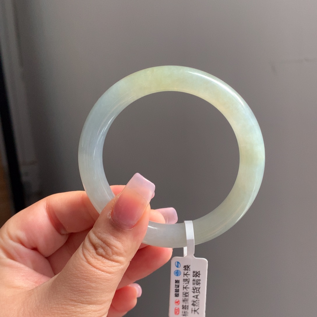 翡翠手镯未镶嵌15 53飘黄翡圆条
