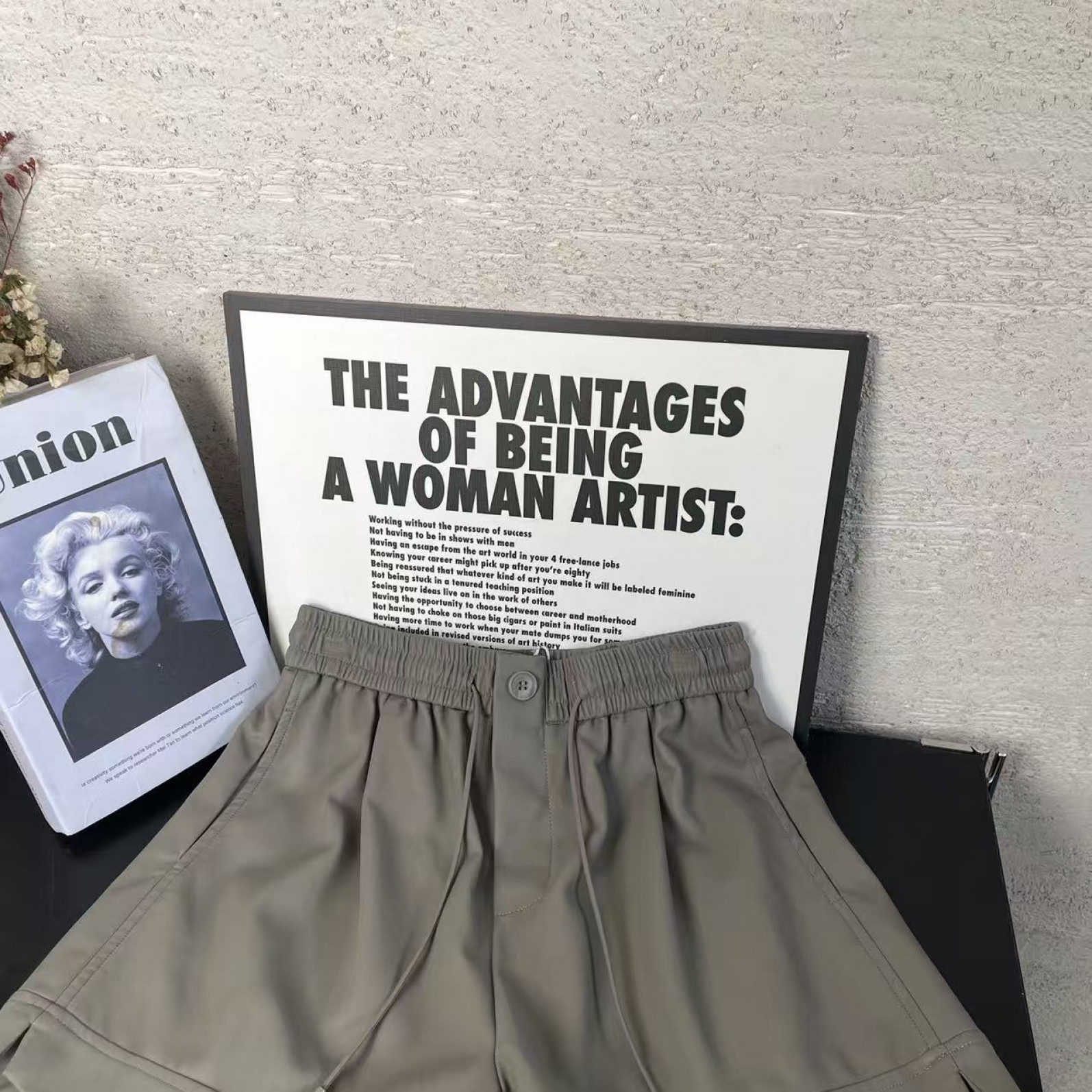 『雨美 Show』A005咖色韩版气质百搭抽绳皮短裤