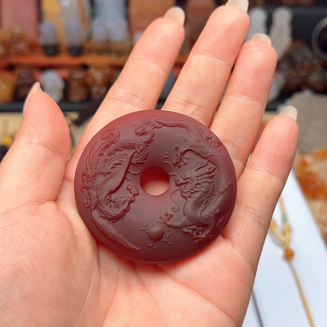 玛瑙/玉髓颈饰合金莓**莱