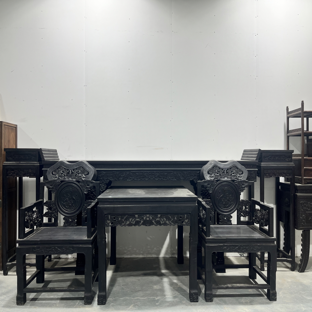 桌子椅子漂亮完整无修